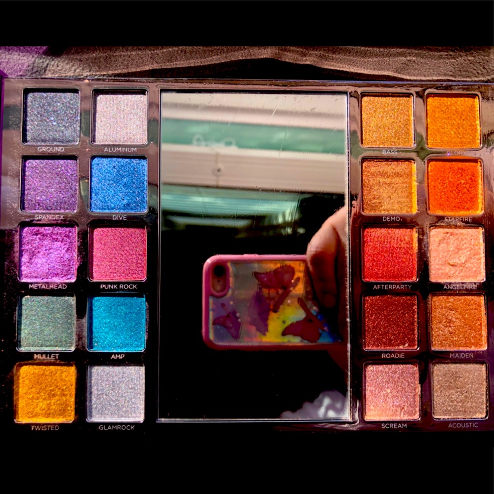 Limited Edition - Beauty with an edge Urban Decay